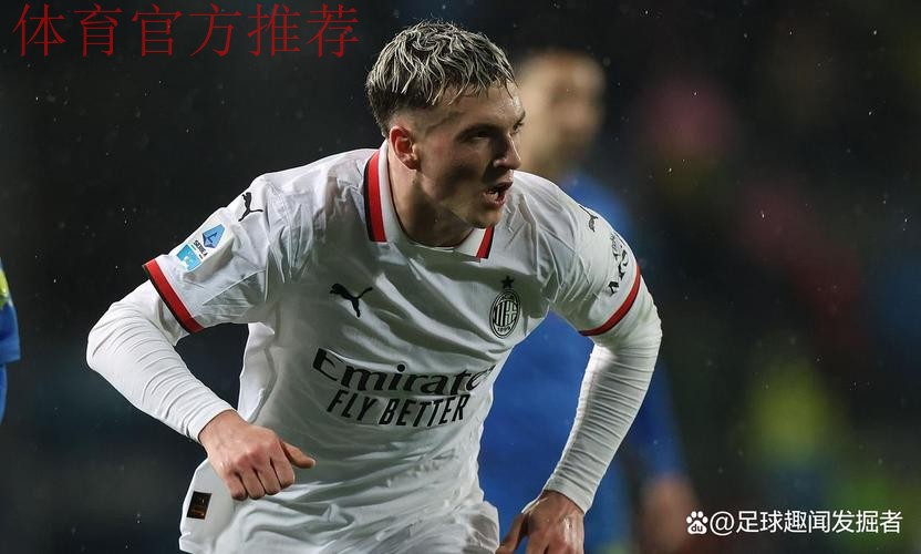 AC米兰前锋希门尼斯或手术伤缺三月,俱乐部紧急寻锋 AC米兰前锋希门尼斯或手术伤缺三月,俱乐部紧急寻锋